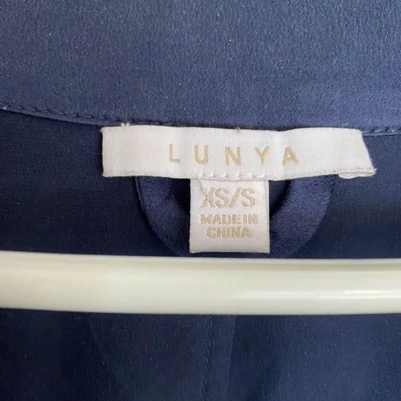 Lunya Washable Silk Robe - Picture 7 of 8